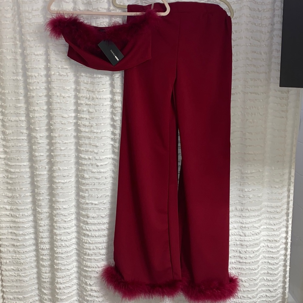 2 piece burgundy fur set